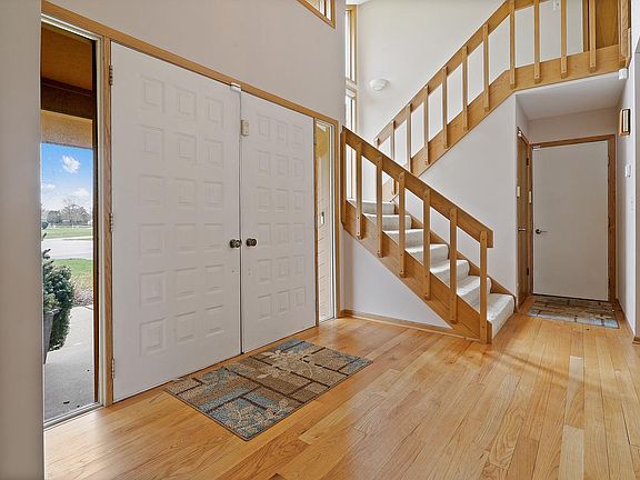 2nd image of 17534 Driftwood Ln