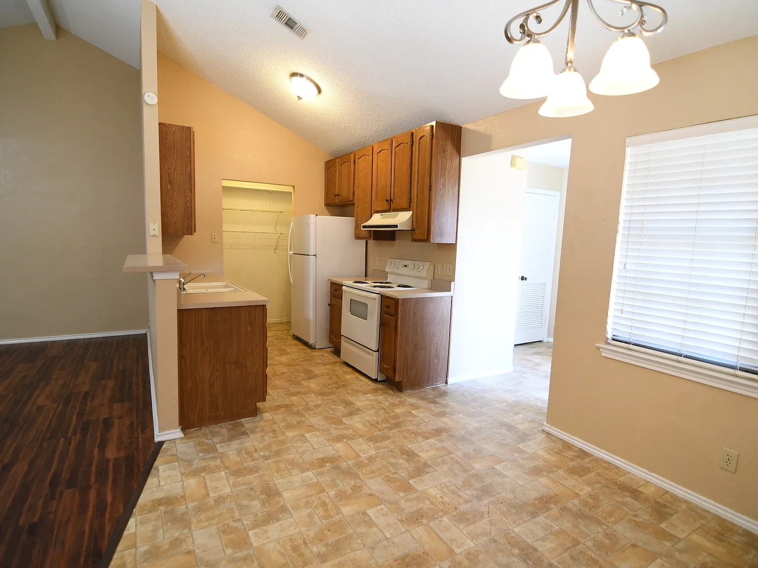 5209 Canyon Creek, Temple — Photo 4