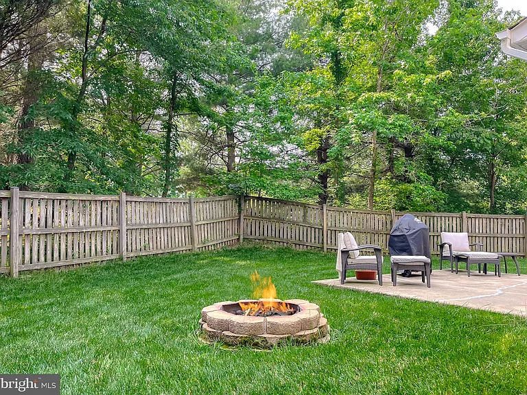 48221 Keel Dr — Photo 54