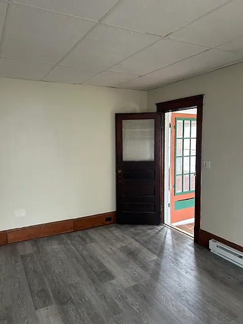 1 bed, $1,000 — Photo 4