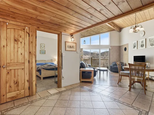 2424 Ryan Gulch Court S UNIT 304, Wildernest, CO 80498