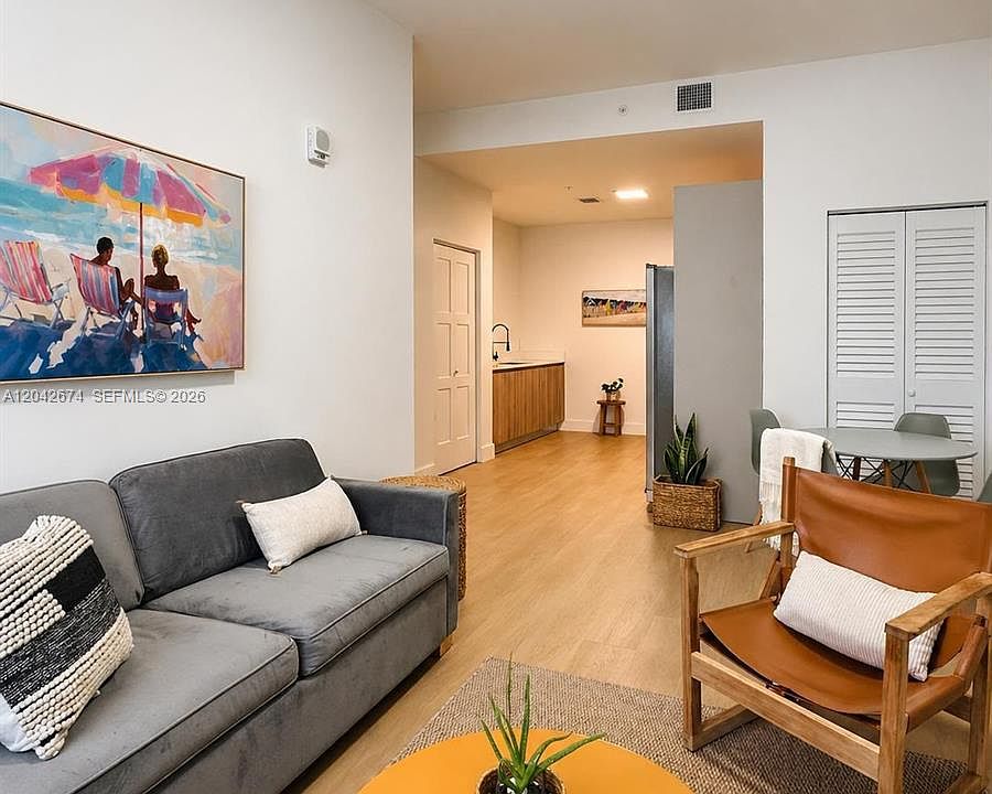 1st image of 3728 NW 19th Ave #101