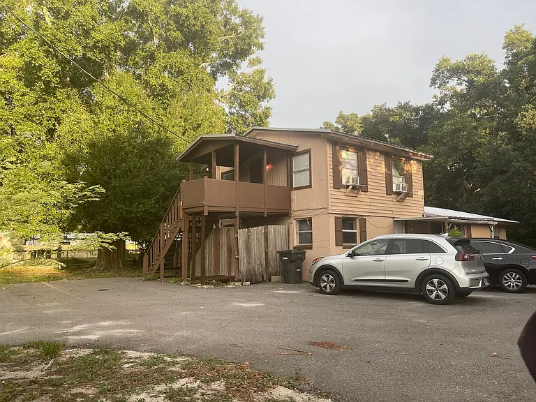 4570 Transport Rd — Photo 5