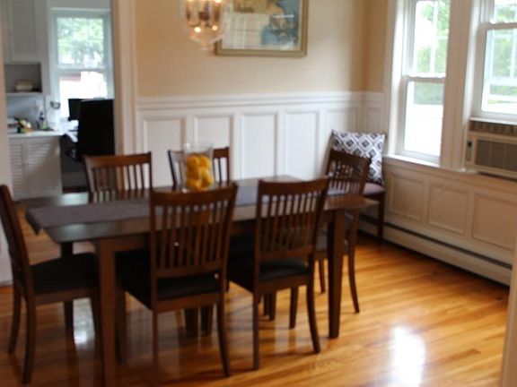 5th image of 92 Pine St