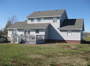 10490 Garden Court Rd, Prairie Grove, AR 72753