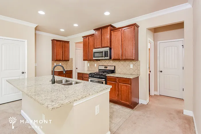 40 Oakwood Dr — Photo 9