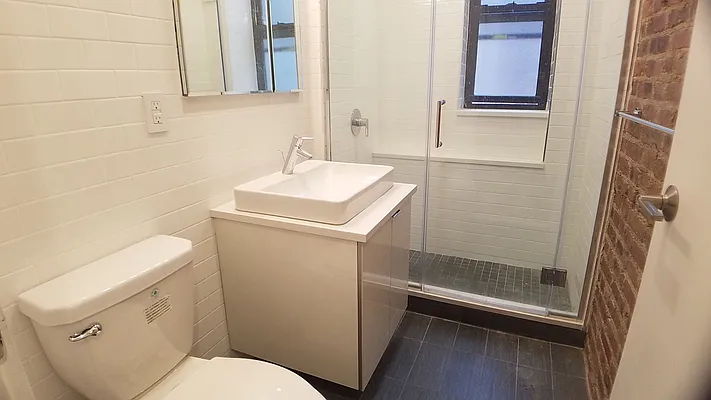 Rented by Uptown Flats LLC | media 30