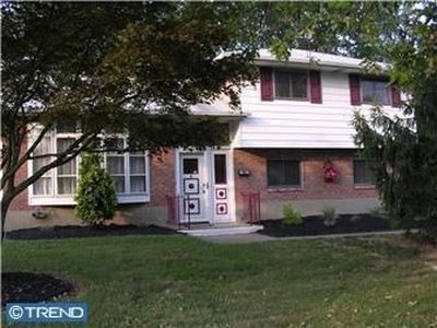 101 Adrienne Ave, Blackwood, NJ, 08012