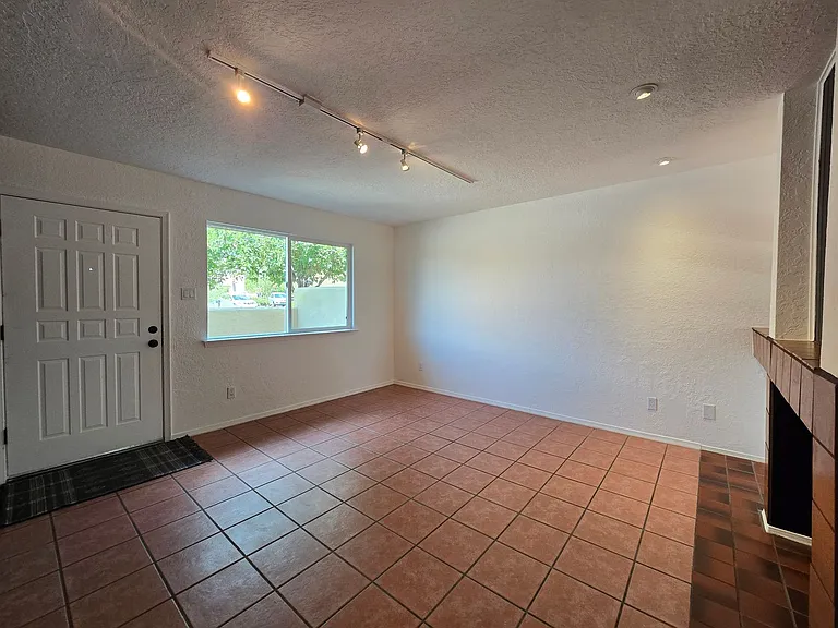 2582 Camino San Patricio — Photo 8