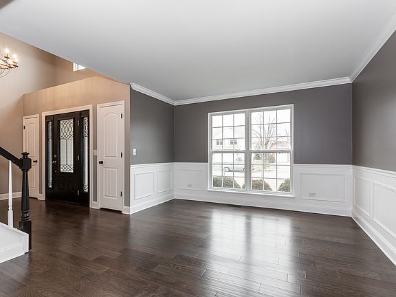 2nd image of 1903 Arbor Fields Dr