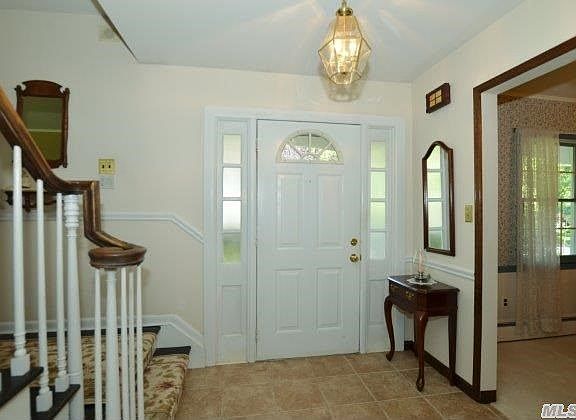 2nd image of 9 Markwood Ln