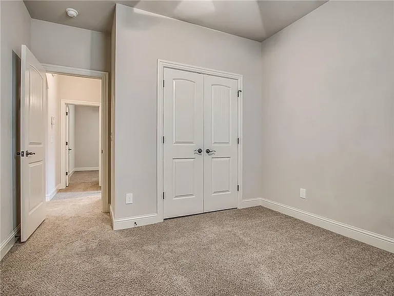 15412 Homecoming Dr — Photo 27