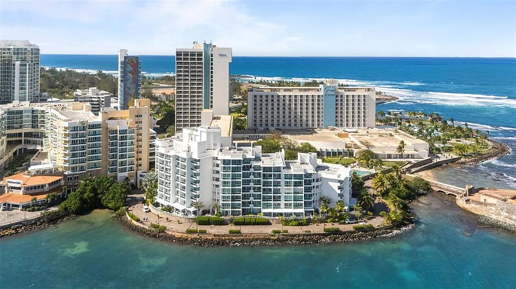 1 San Geronimo | Condado Lagoon Villas — Photo 1