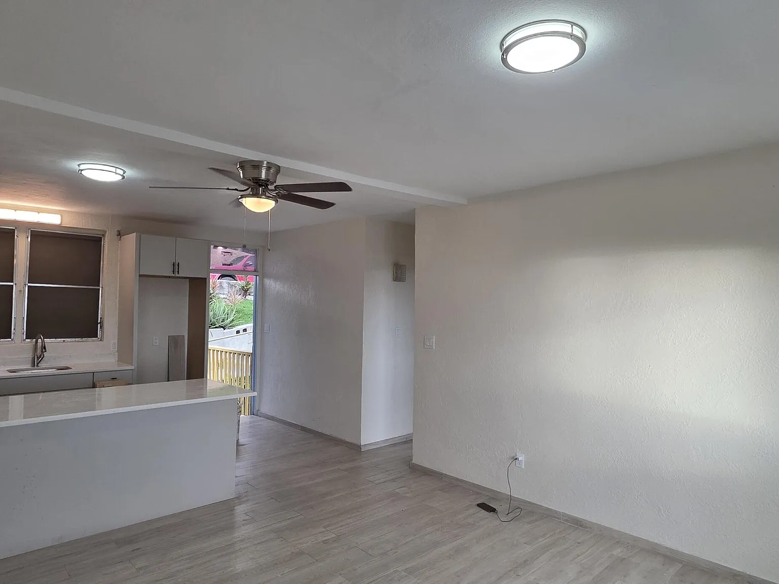 2 bed, $2,000 — Photo 4
