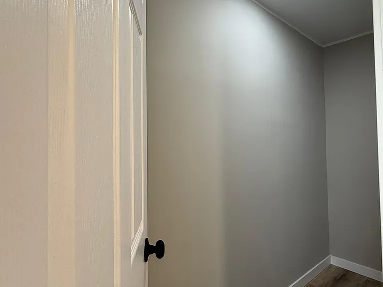 953 Roup Ave — Photo 10