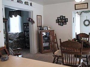 4th image of 4163 Hopewell Ave