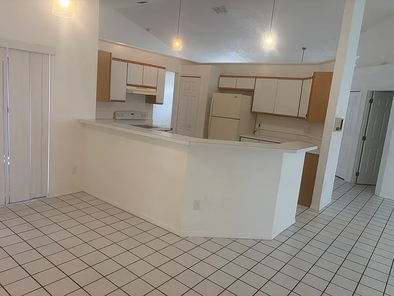 3210 Saint Augustine Ct — Photo 1