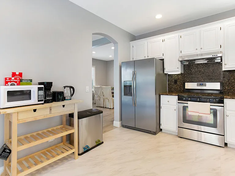 205 Cherrybrook Ln — Photo 13