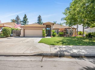 3733 W Sample Ave, Fresno, CA