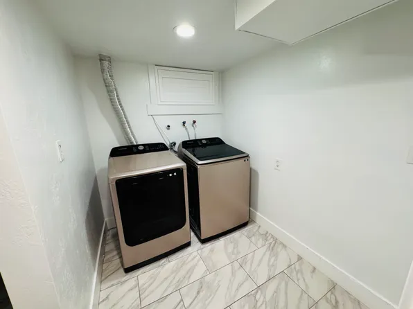 (undisclosed Address), Magna, UT 84044