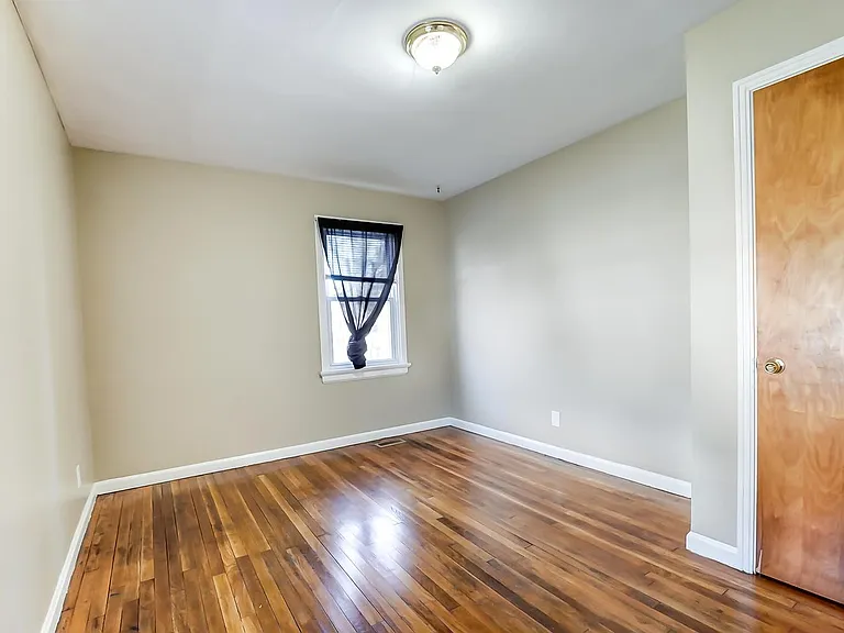 1908 Emerson Ave — Photo 17