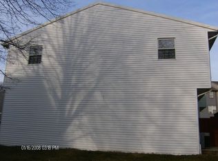 4 Croydon Ter, Reading, PA 19601