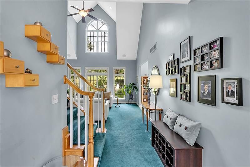 267 Saunders Station Rd, Trafford, PA 15085 Zillow