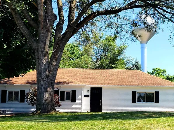 431 W Smith St, Portland, MI 48875