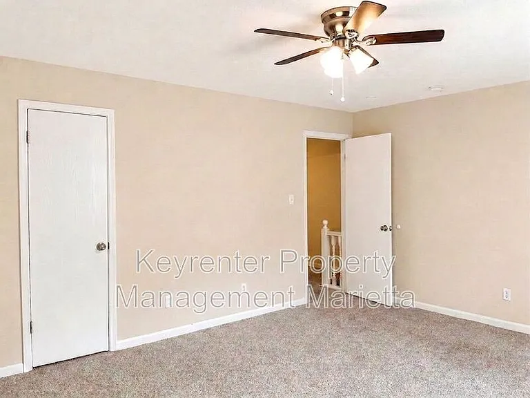3013 Spruce Cir — Photo 9