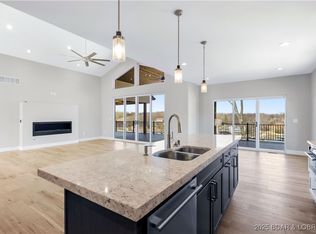 5499 Deephaven Ln, Osage Beach, MO 65065