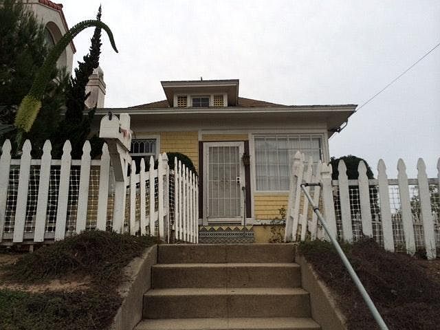 1st image of 821 El Redondo Ave