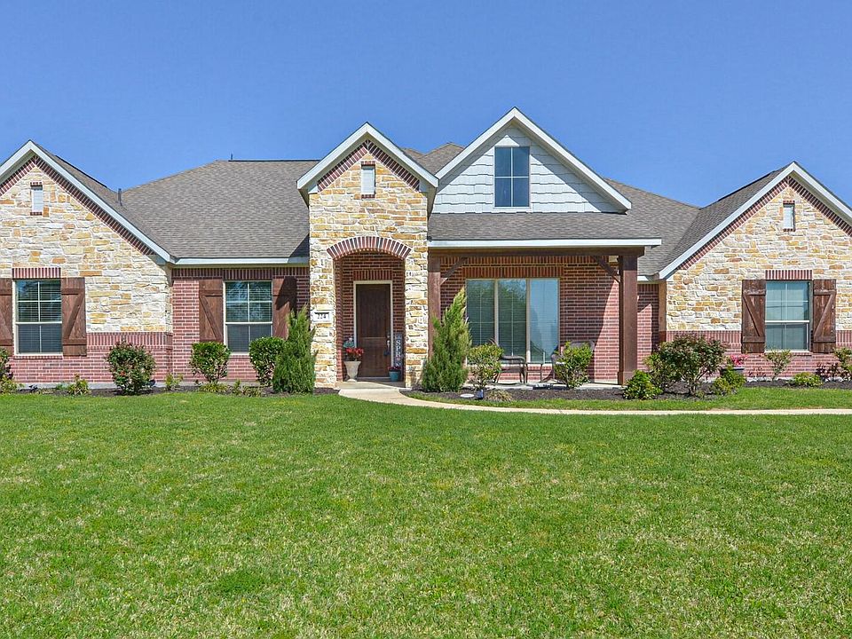 1st image of 224 Lawrence Marshall Dr