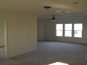 2nd image of 1015 Fredonia Dr