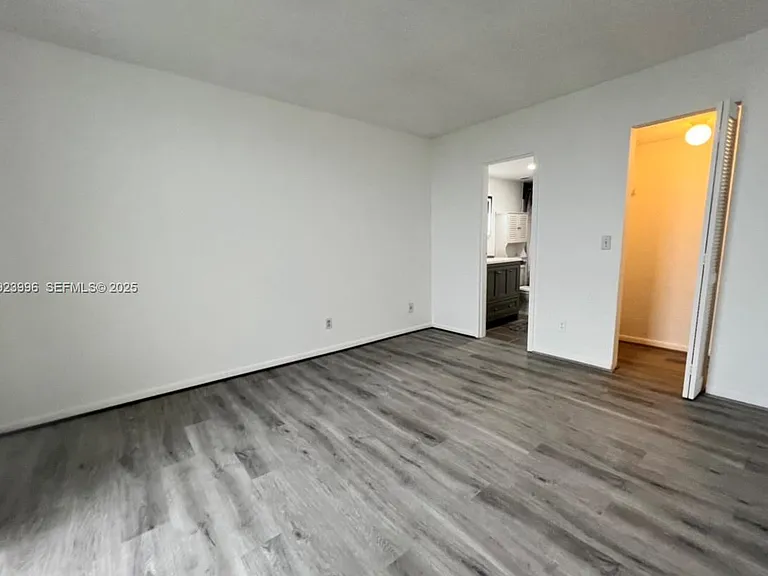 13499 Biscayne Blvd #1205 — Photo 23