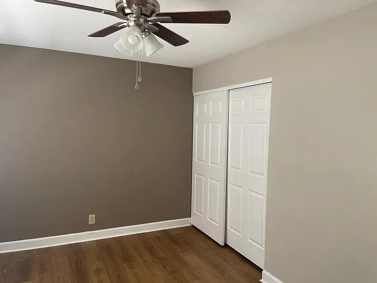 4463 Sherwood Way — Photo 6