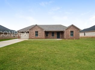 951 Charley Patterson Rd, New Market, AL 35761