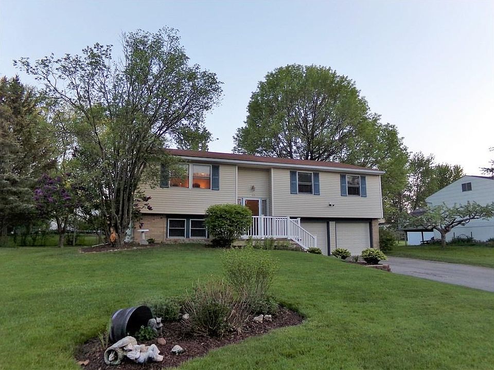 1st image of 239 Blackwell Ln