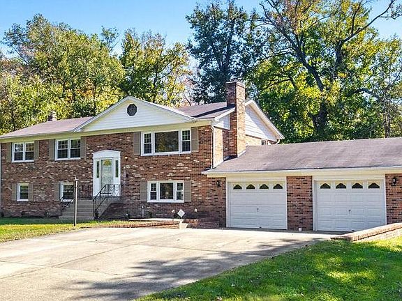 2nd image of 7803 Knollwood St