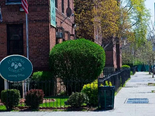 3103 Foster Avenue image 5 of 6