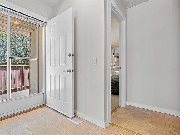 4th image of 232 N Ranchview Pl NW