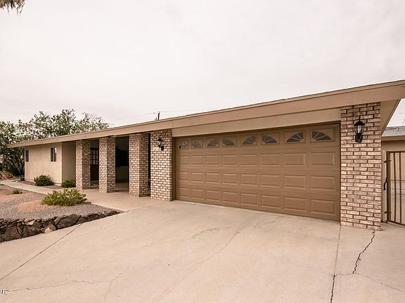 2nd image of 3083 Saddleback Bay