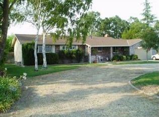 2916 Catlett Rd, Pleasant Grove, CA 95668