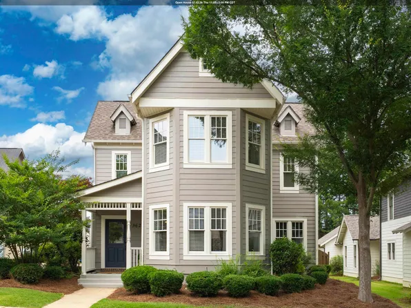 3620 Village Center Ln, Hoover, AL 35226