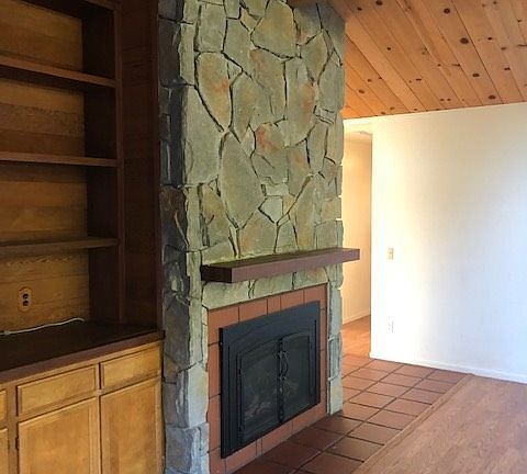 5th image of 131 E Carmel Valley Rd