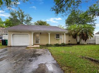 14917 SW 141st Pl, Miami, FL 33186