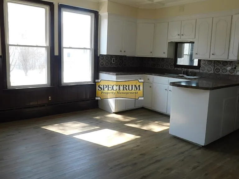 53 Water St #1A — Photo 3