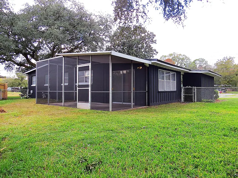 6572 Harlow Blvd — Photo 4