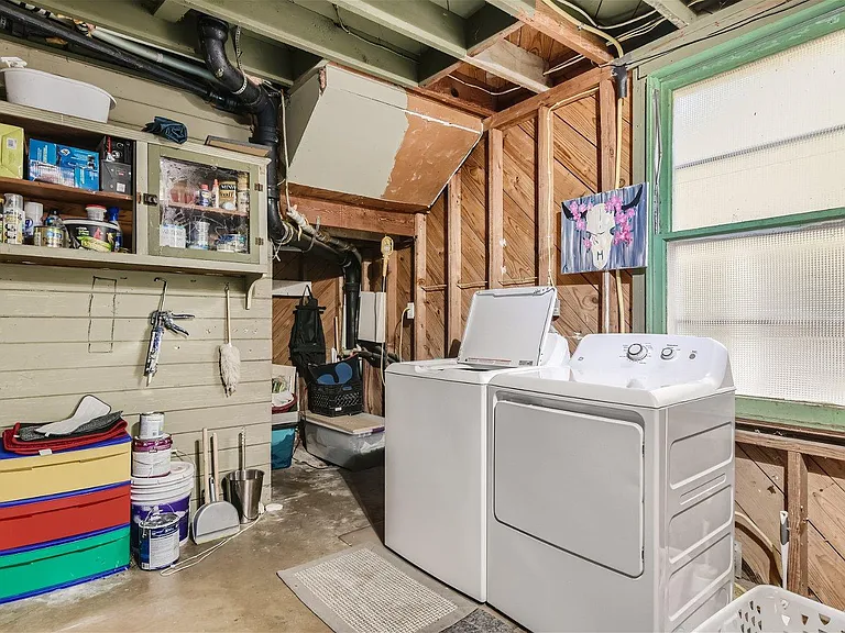 6804 Vine St — Photo 13