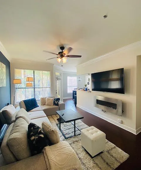 3777 Peachtree Rd #1326 — Photo 1