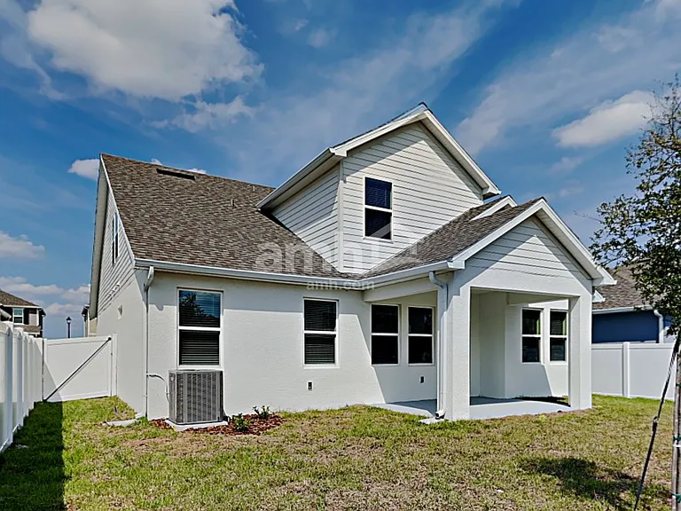 1149 Sky Lakes Dr — Photo 32